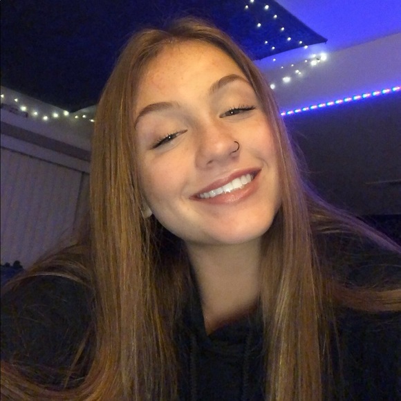 Meet your Posher, Ashley - Picture 7 of 8